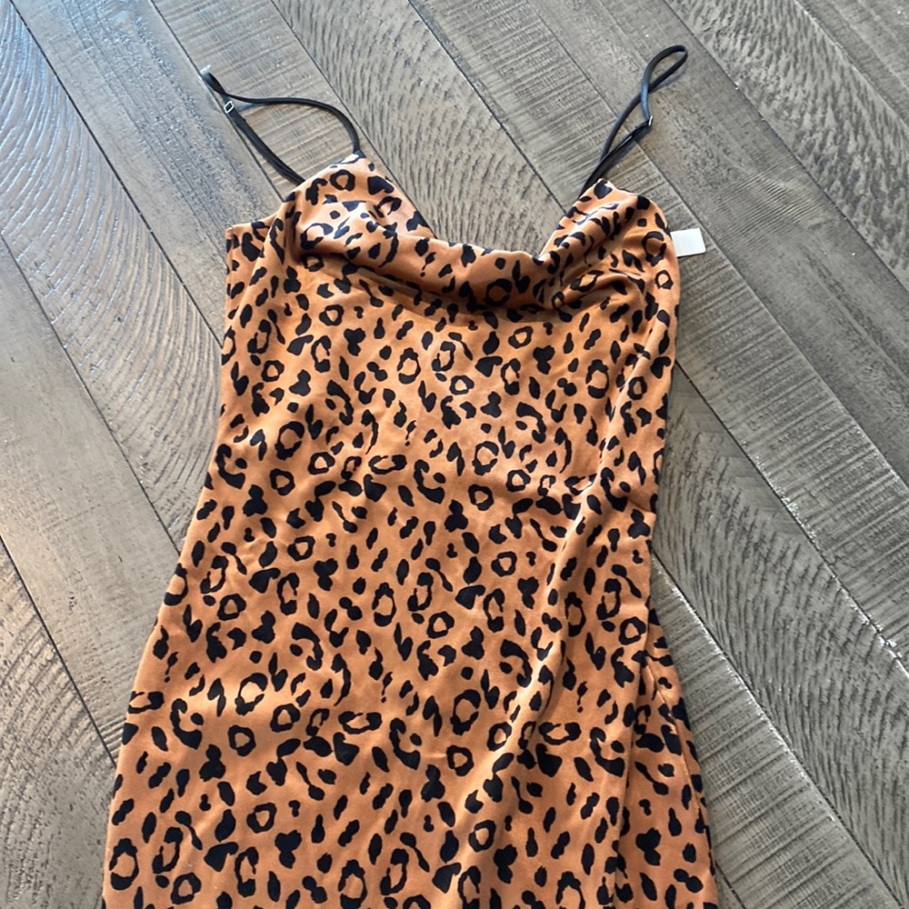 Velvet mini leopard print dress